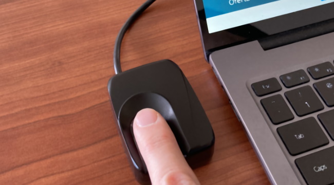 Rozpoznawanie człowieka metodami biometrii RCMB