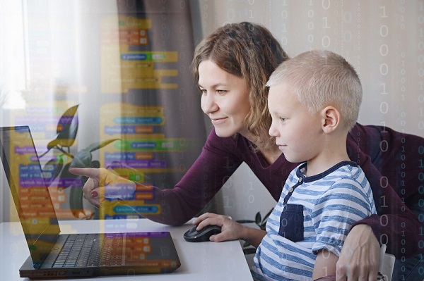 Twórczy PROGRAMator Wspólnego Czasu - Nauka programowania przez zabawę z dzieckiem w wieku 7-10 lat wsie1