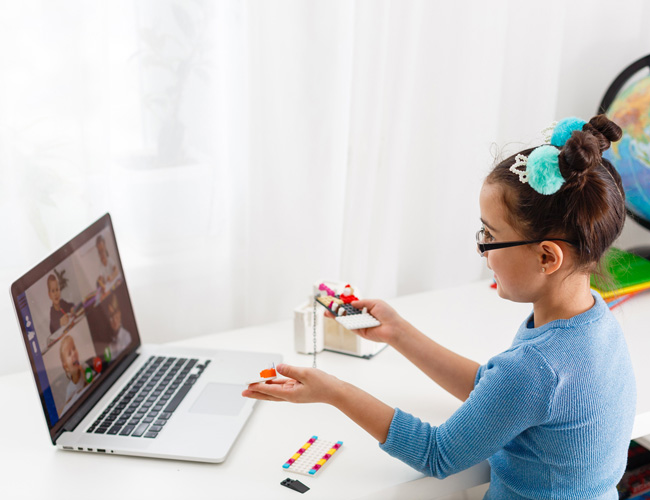 Twórczy PROGRAMator Wspólnego Czasu - Nauka programowania przez zabawę z dzieckiem w wieku 10-13 lat wsie2